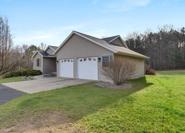 Property at 12620 Macclain Ct NE, Cedar Springs, MI 49319, 4 beds, 3.5 baths