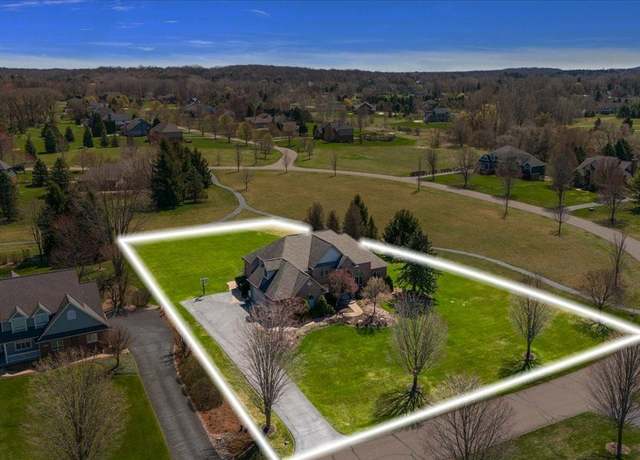 Property at 8449 S Shore Dr, Clarkston, MI 48348, 4 beds, 3 baths