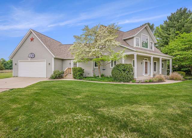 Property at 6010 Old Allegan Rd, Saugatuck, MI 49453, 4 beds, 3.5 baths