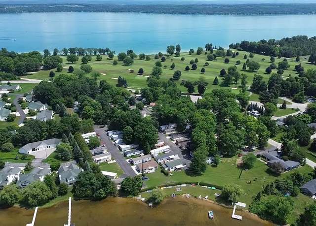 Property at 611 Shadywood St, Elk Rapids, MI 49629, 2 beds, 1.5 baths