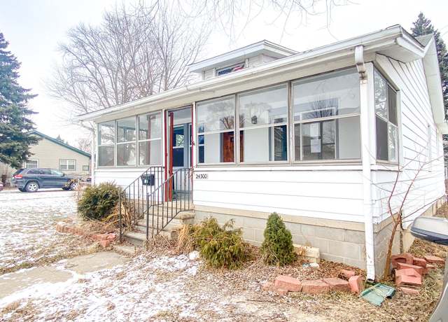 Property at 24300 Melrose Ave, Eastpointe, MI 48021, 3 beds, 1 bath