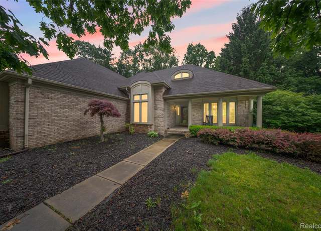 Property at 8487 Sherwood Dr, Grosse Ile Township, MI 48138, 4 beds, 2.5 baths