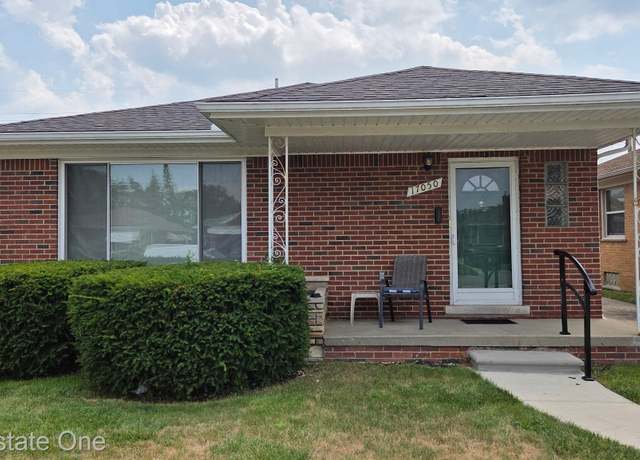 Property at 17050 Stricker Ave, Eastpointe, MI 48021, 3 beds, 1.5 baths