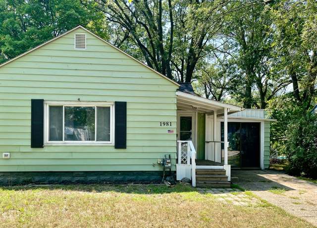 Property at 1981 Ray St, Muskegon, MI 49442, 2 beds, 1 bath