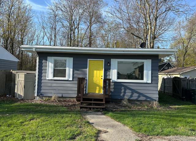Property at 667 Heights Rd, Lake Orion, MI 48362, 2 beds, 1 bath