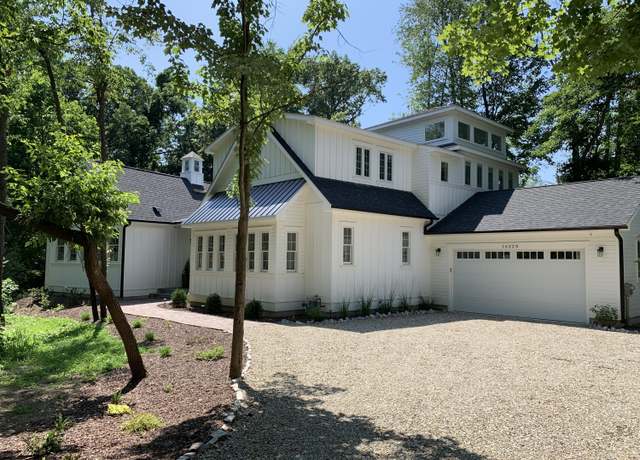 Property at 16220 Stones Throw Ln, Union Pier, MI 49129, 4 beds, 4 baths