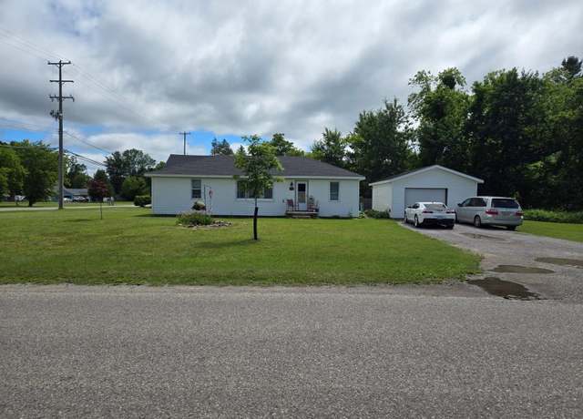Property at 501 Ninth Ave, Tawas City, MI 48763, 3 beds, 1 bath