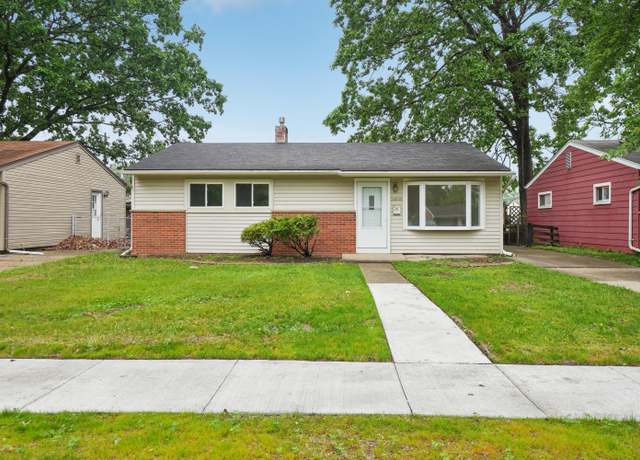 Property at 34846 Fairchild St, Westland, MI 48186, 3 beds, 1.5 baths