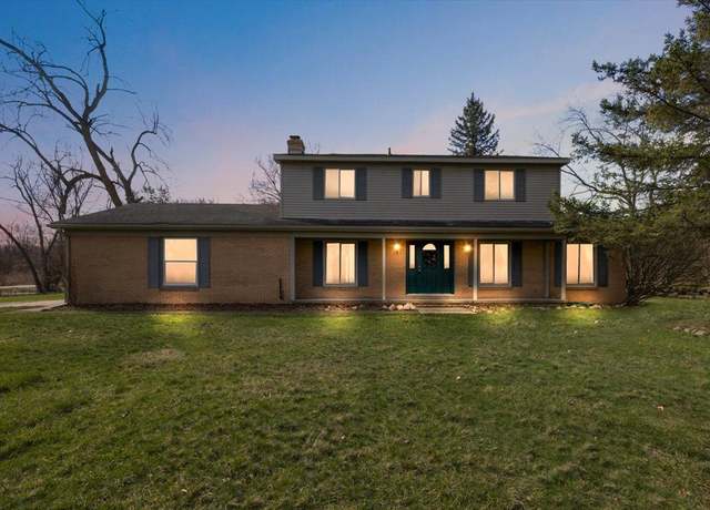 Property at 2208 E Coon Lake Trl, Howell, MI 48843, 4 beds, 2.5 baths