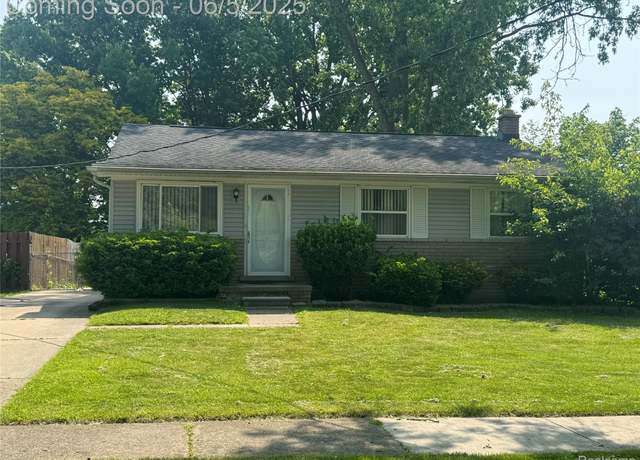 Property at 37258 Carpathia Blvd, Sterling Heights, MI 48310, 3 beds, 1 bath