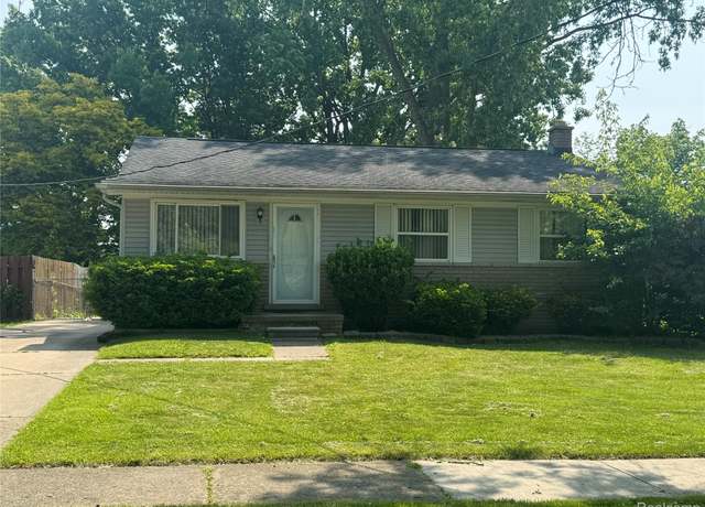 Property at 37258 Carpathia Blvd, Sterling Heights, MI 48310, 3 beds, 1 bath