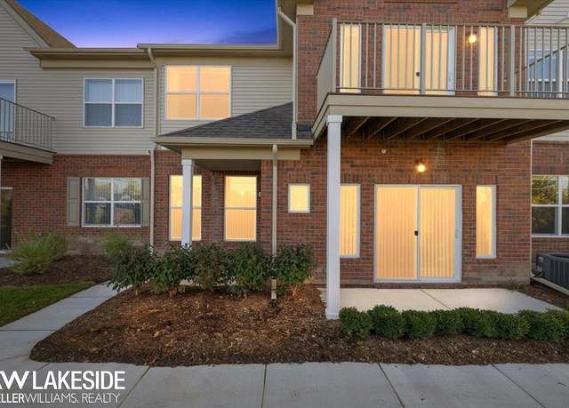 Property at 8280 Heywood Cir, Sterling Heights City, MI 48312, 2 beds, 2 baths