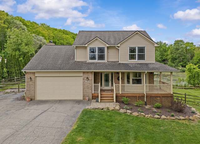 Property at 4900 Grass Lake Rd, White Lake, MI 48383, 3 beds, 3.5 baths