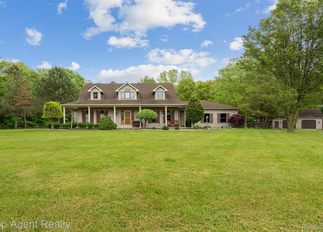 Property at 7386 Card Rd, Smiths Creek, MI 48074, 3 beds, 3 baths