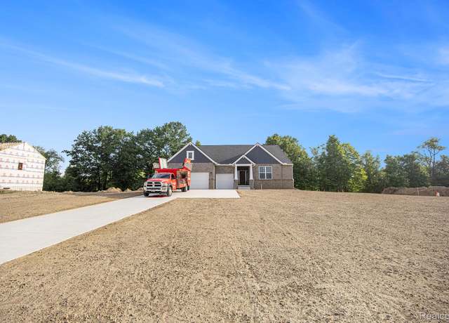 Property at 71715 Hidden River Dr, Armada, MI 48005, 3 beds, 3 baths