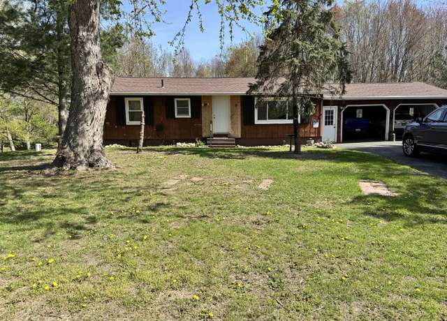 Property at 25942 Tomahawk Court Ct, Sturgis, MI 49091, 3 beds, 2 baths