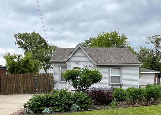 Property at 25850 Eureka Dr, Warren, MI 48091, 3 beds, 2 baths