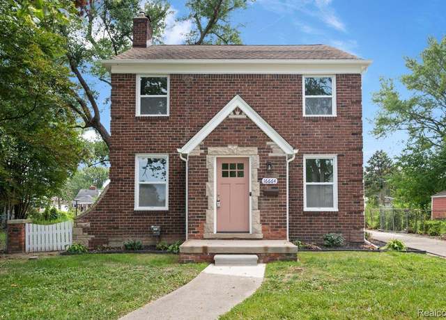 Property at 16664 Forest Ave, Eastpointe, MI 48021, 3 beds, 1.5 baths