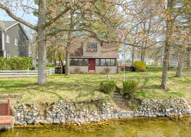 Property at 8577 Glenwood Ct, Jackson, MI 49201, 3 beds, 1.5 baths