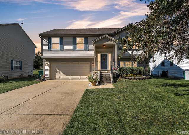 Property at 7363 Hideaway Dr, Ypsilanti, MI 48197, 3 beds, 2.5 baths