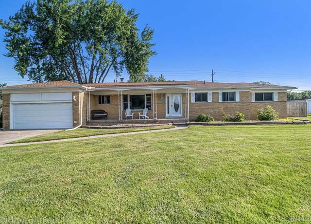 Property at 2095 Garry Dr, Troy, MI 48083, 3 beds, 1.5 baths