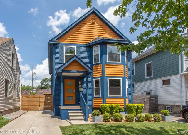 Property at 661 Channing St, Ferndale, MI 48220, 3 beds, 1.5 baths