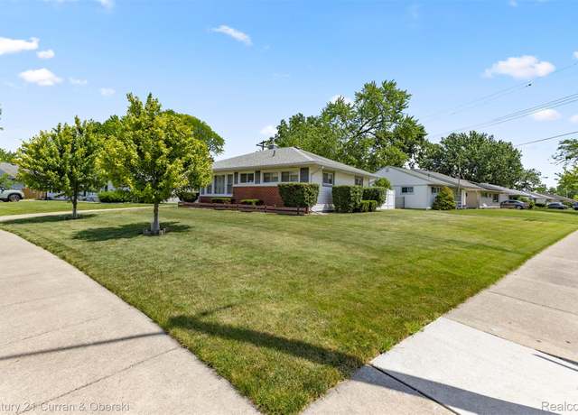 Property at 420 Lytle Pl, Garden City, MI 48135, 3 beds, 1 bath
