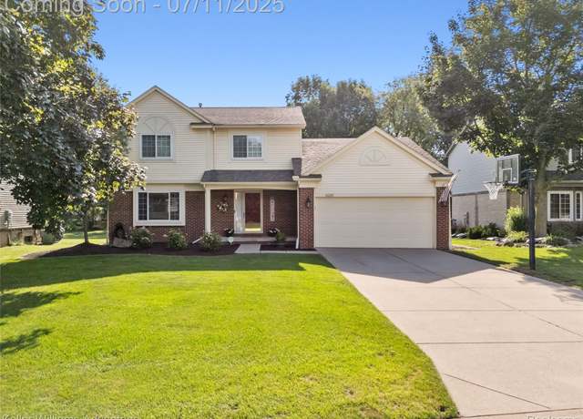 Property at 3235 Gateway Ledge, Commerce Twp, MI 48390, 3 beds, 2.5 baths