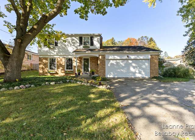 Property at 1212 N Hanover St, Hastings, MI 49058, 3 beds, 1.5 baths