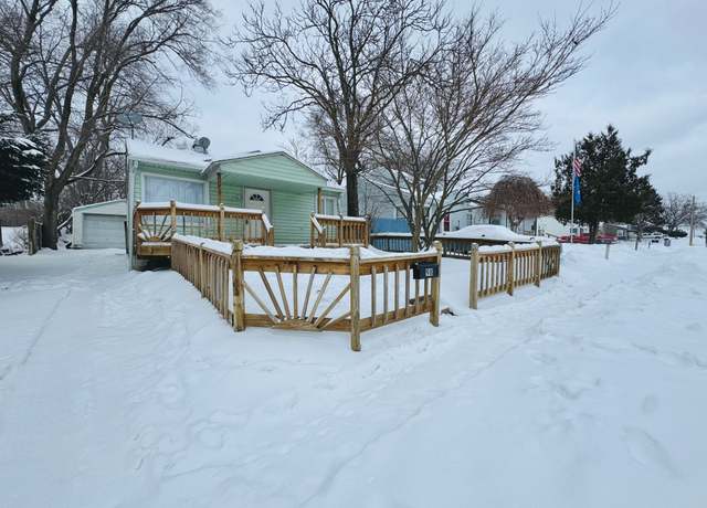 Property at 98 W Tennyson Ave, Pontiac, MI 48340, 2 beds, 1 bath