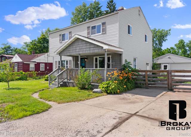 Property at 7087 Lapeer Rd, Davison, MI 48423, 4 beds, 2 baths