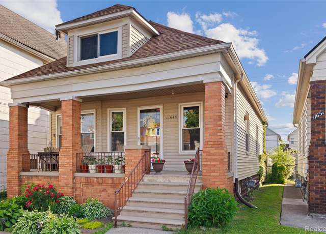 Property at 11645 Sobieski St, Hamtramck, MI 48212, 4 beds, 2 baths