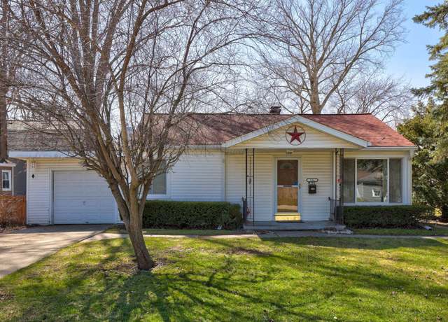 Property at 116 Vine St, St Charles, MI 48655, 2 beds, 1 bath