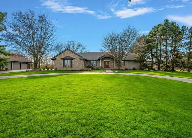 Property at 9707 Meadow Vly SE, Caledonia, MI 49316, 5 beds, 3.5 baths