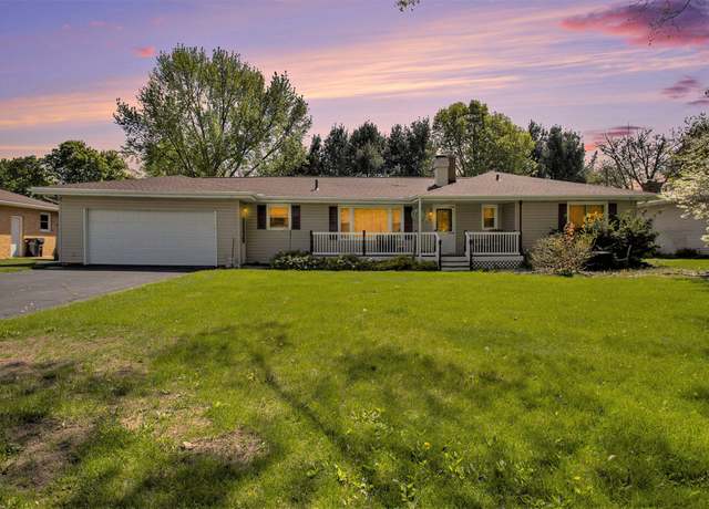 Property at 520 West St, Schoolcraft, MI 49087, 3 beds, 2.5 baths