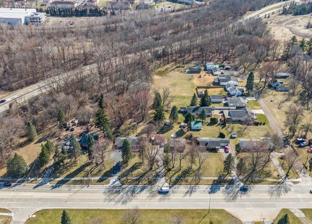 Property at 405 W Walton Blvd, Pontiac, MI 48340, 3 beds, 1 bath