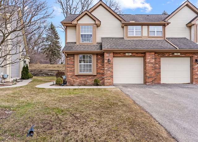 Property at 714 Whisperwood Trl, Fenton, MI 48430, 2 beds, 2 baths