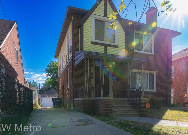 Property at 17344 Greenlawn St, Detroit, MI 48221, 3 beds, 1.5 baths