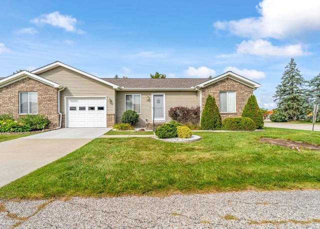 Property at 211 Huron Ln, Marine City, MI 48039, 2 beds, 1.5 baths