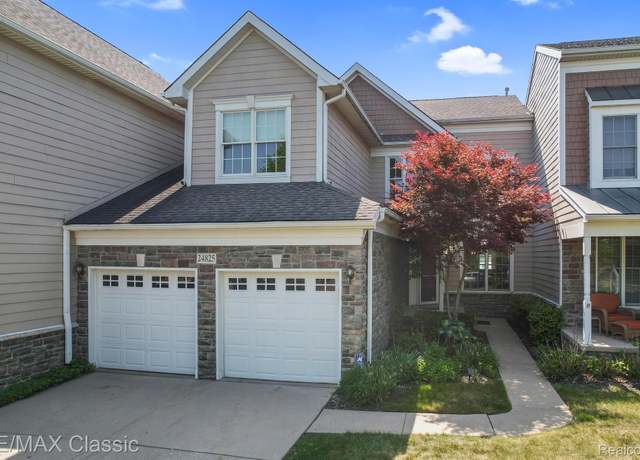 Property at 24825 Reeds Pointe Dr, Novi, MI 48374, 4 beds, 3.5 baths