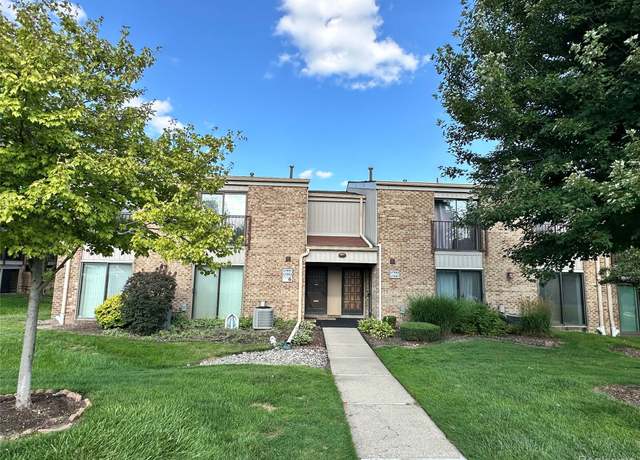 Property at 17991 University Park Dr, Livonia, MI 48152, 2 beds, 2 baths