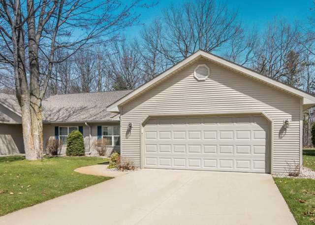 Property at 1316 Terra Rd, Traverse City, MI 49686, 2 beds, 2 baths