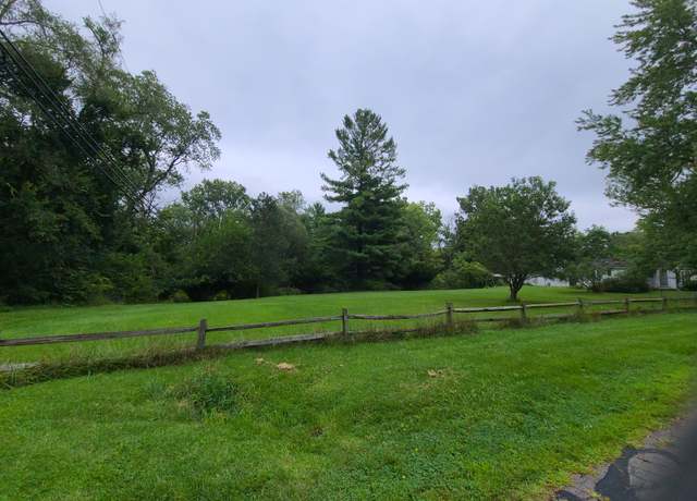 Property at 18570 Pershing St, Livonia, MI 48152