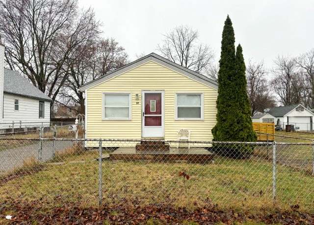 Property at 37 E Ann Arbor Ave, Pontiac, MI 48340, 2 beds, 1 bath