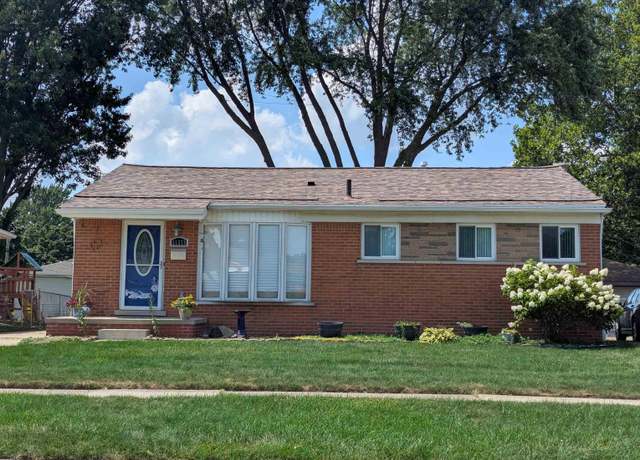 Property at 31375 W Wind Dr, Fraser, MI 48026, 3 beds, 2.5 baths