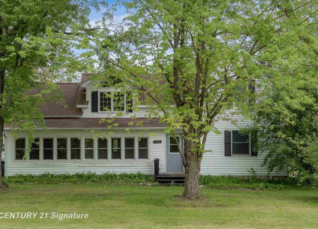 Property at 3320 N Sturgeon Rd, Midland, MI 48642, 3 beds, 3 baths