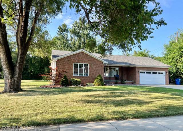 Property at 4547 Stephens Rd, Warren, MI 48091, 3 beds, 3 baths