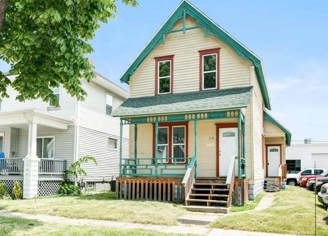 Property at 718 Superior St, Port Huron, MI 48060, 3 beds, 1 bath