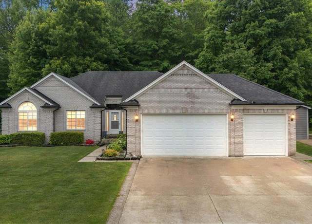 Property at 34144 Jerome St, Chesterfield, MI 48047, 3 beds, 3.5 baths