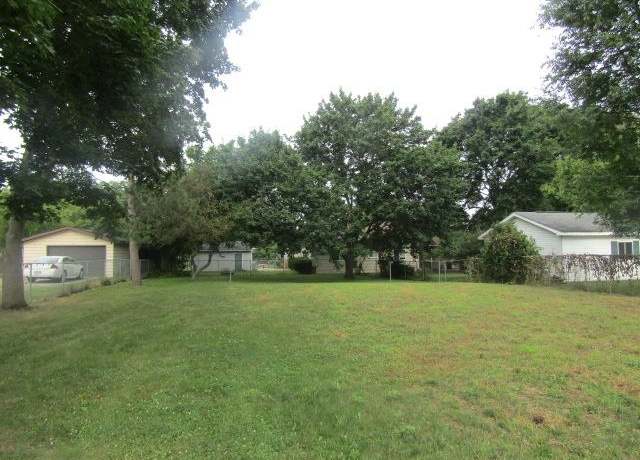 Property at 1404 S Chipman St, Owosso, MI 48867